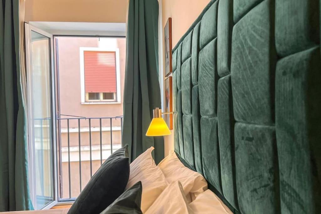 Studio Flat - Piazza San Cosimato By Yourhost, Rome